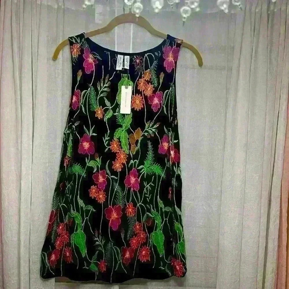 NWT Anthropologie Cartegenia Embroidered Stretchy tank Item# 9F - Picture 2 of 6